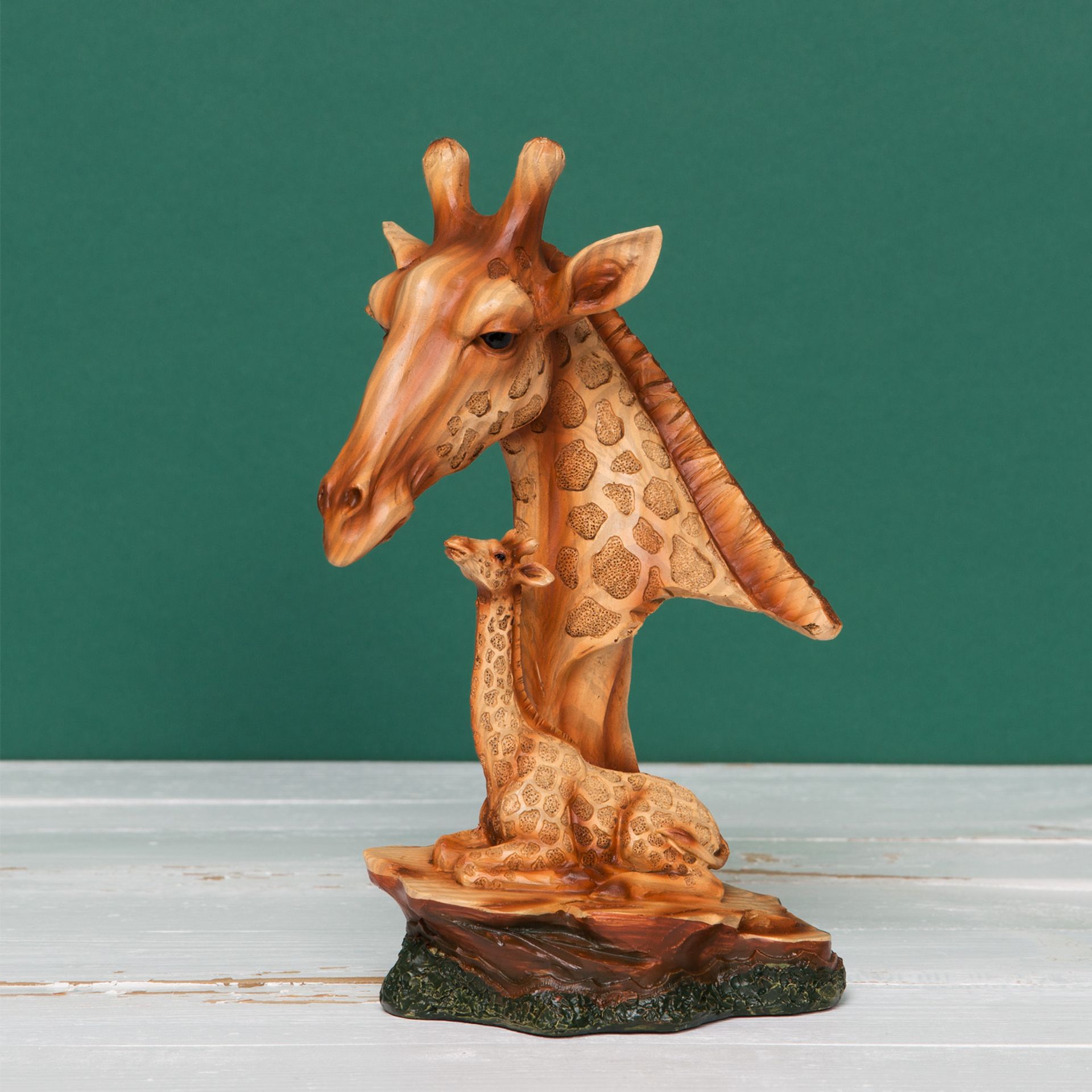 Naturecraft Wood Effect Resin Figurine - Giraffe Head | Widdop and Co.